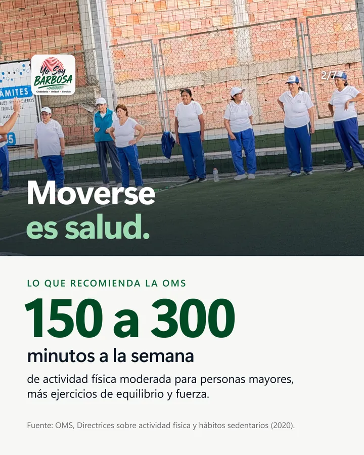 Moverse es salud. Fila de personas mayores en la cancha y un panel con el dato de la OMS: entre 150 y 300 minutos de actividad física moderada a la semana.